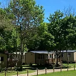 Le Moulin De Caudon Camping *